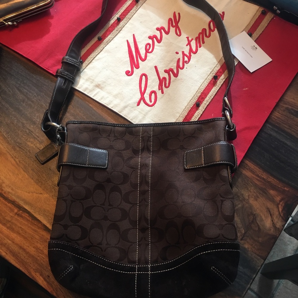Coach Purse - Picture 2 of 4